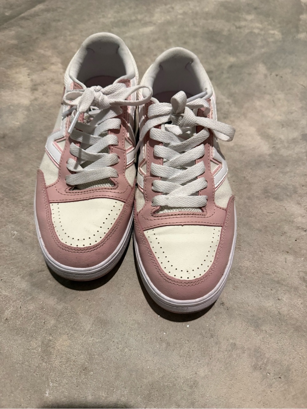 Vans Women’s Low-Top Sneakers in Pink and White